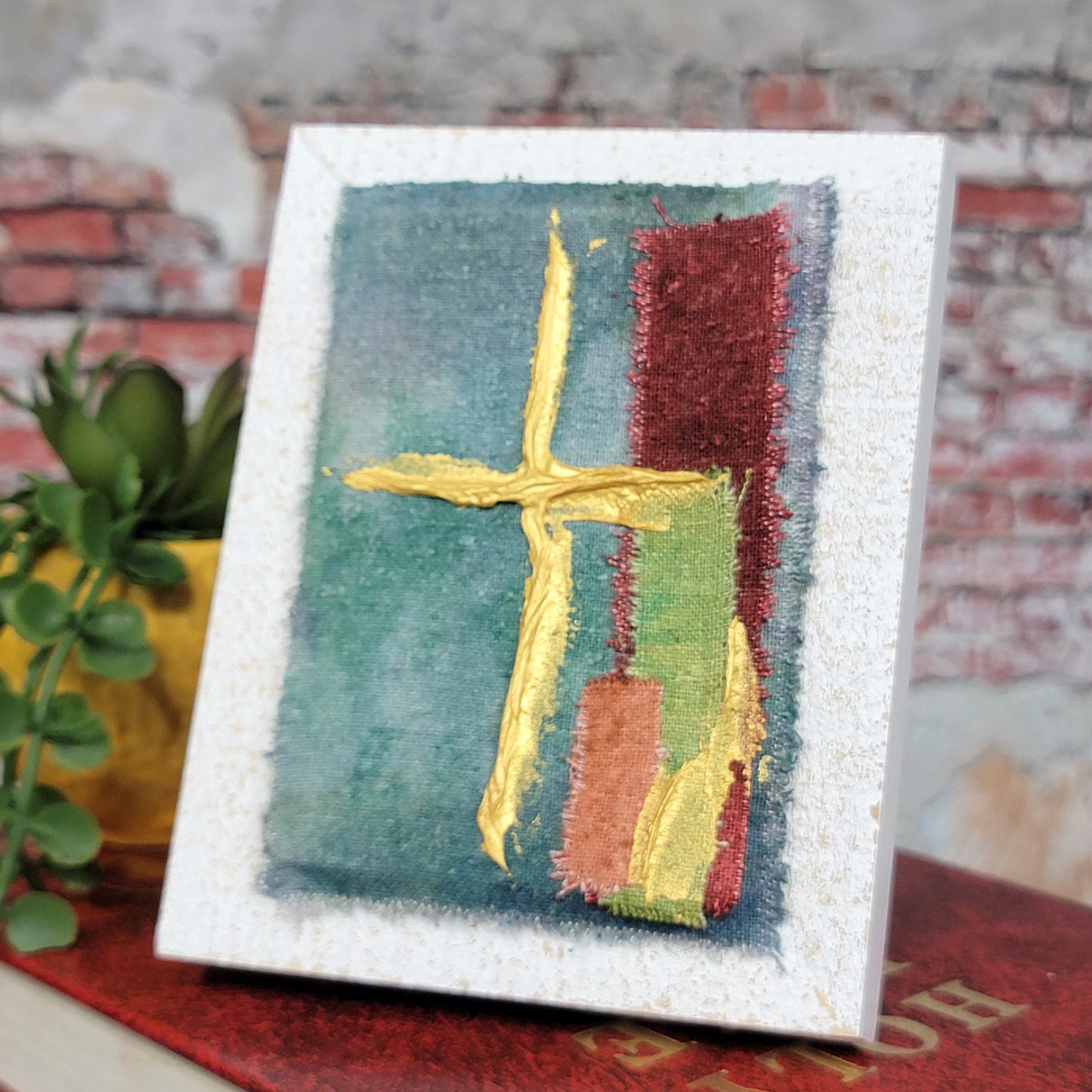 Swirled Cross on Silk Noil Mini Frame (331)