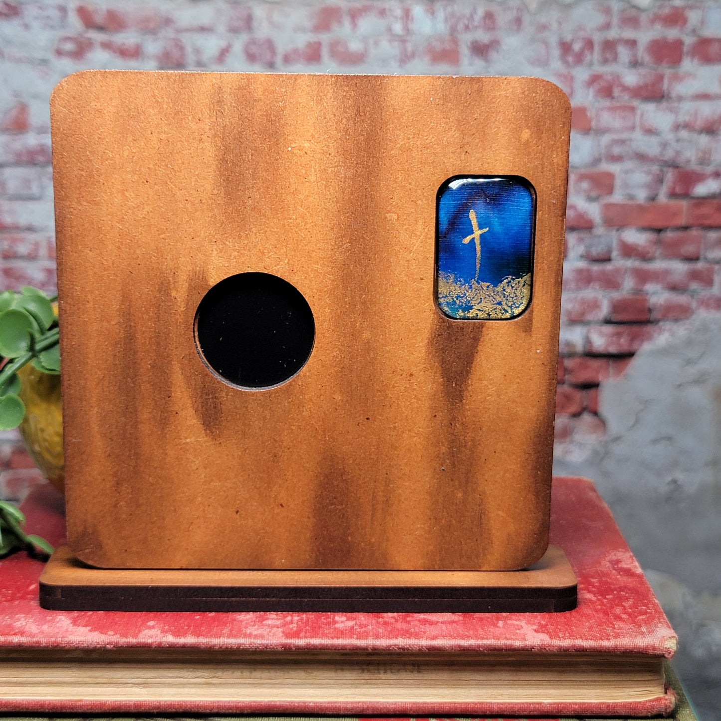 Magnet Frame - Single w/ Silk Cross Gem - 3