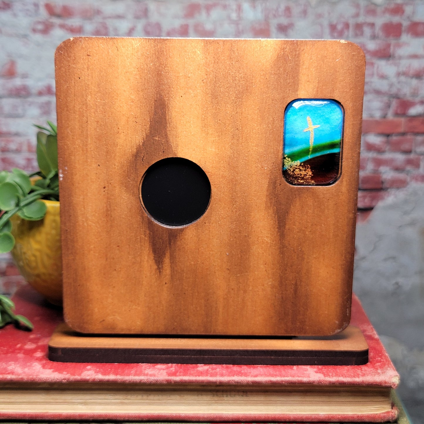 Magnet Frame - Single w/ Silk Cross Gem - 2