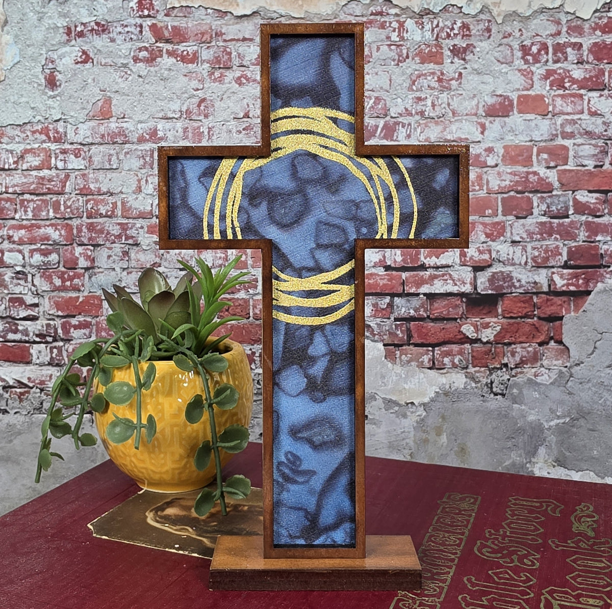Standing Cross - Silk w/ Gold - 5